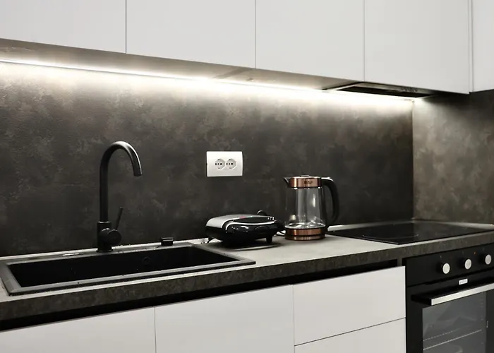 Meli Deluxe Апарт-отель Тирана