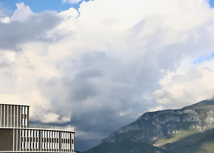 מלון דירות Meli Deluxe