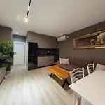 Meli Deluxe 3* 地拉那