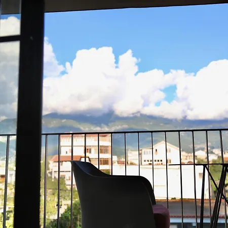 Meli Deluxe 4* Tirana