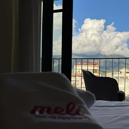 Meli Deluxe