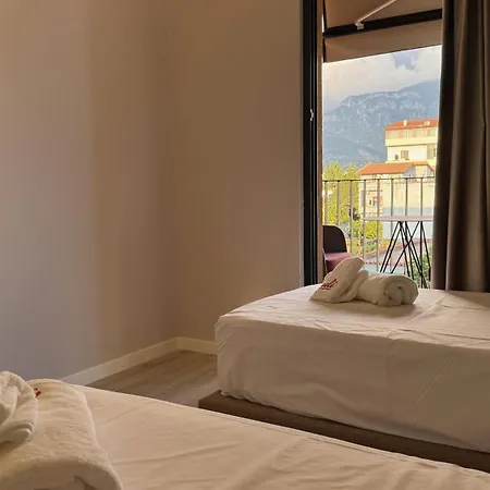 Meli Deluxe Appart hôtel 3*