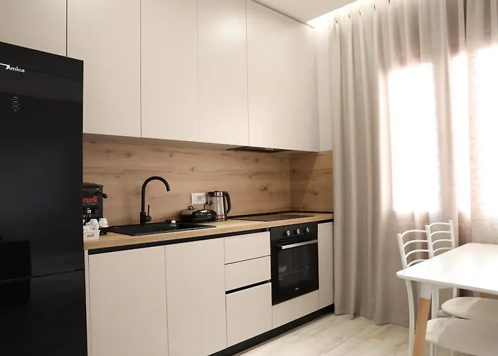 Meli Deluxe 3* Tirana