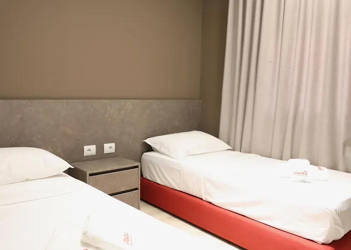 Meli Deluxe Aparthotel 4*